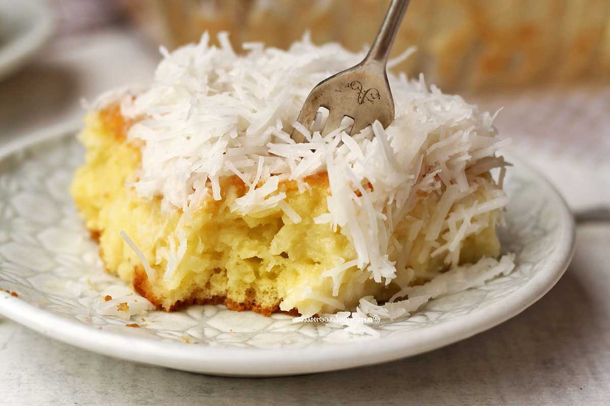 Bolo de coco cremoso de Liquidificador ,