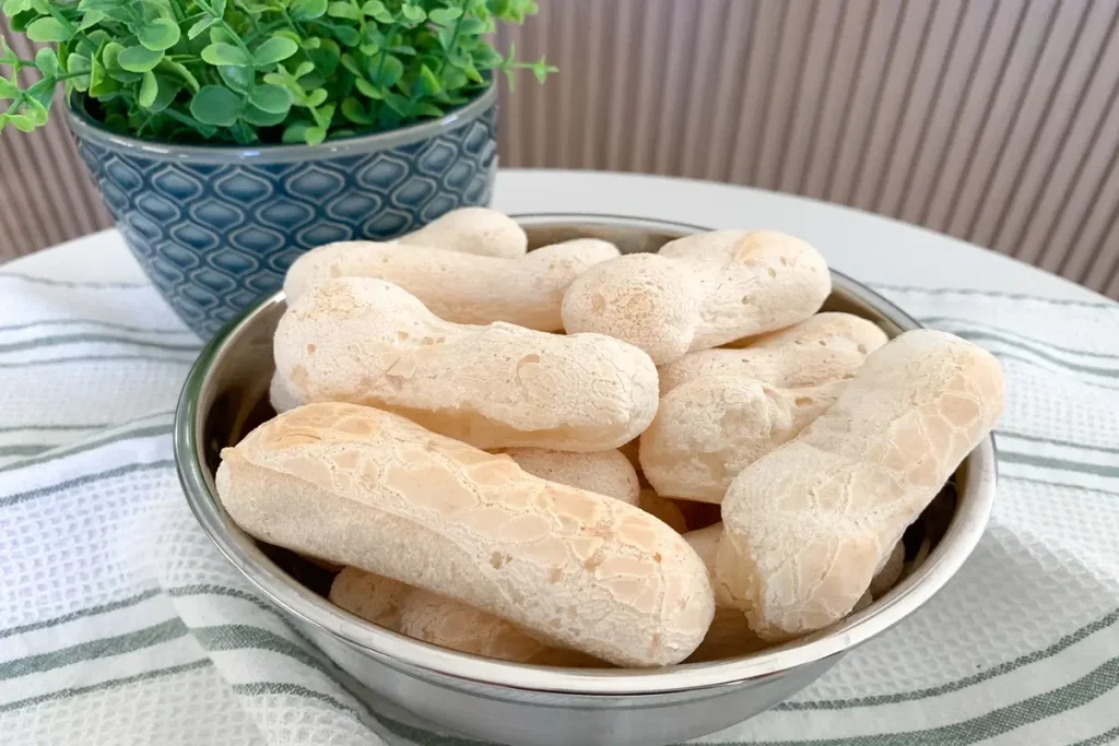 Biscoitos de polvilho assado