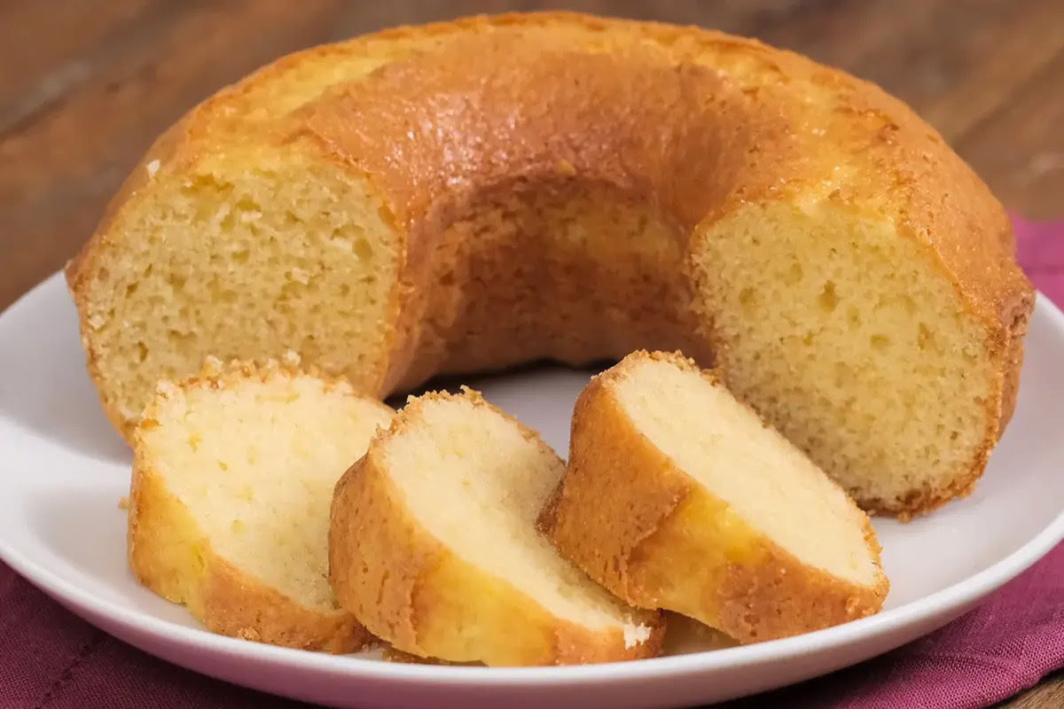 Bolo de iogurte simples