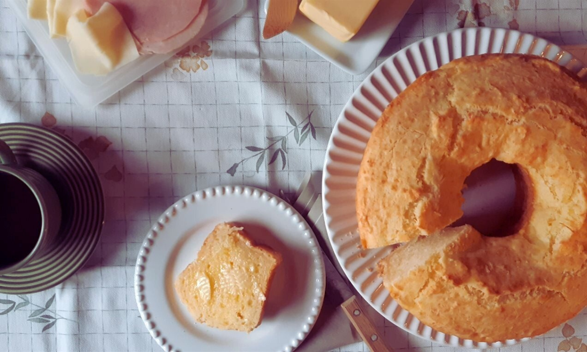 bolo de goma no liquidificador