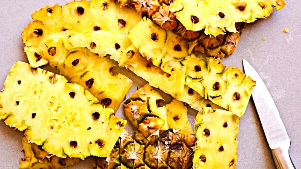 cascas de abacaxi