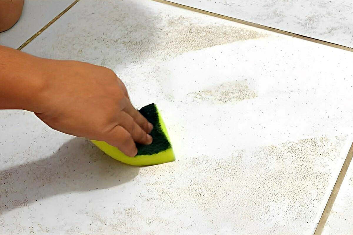 Mistura mágica que limpa e desencarde pisos