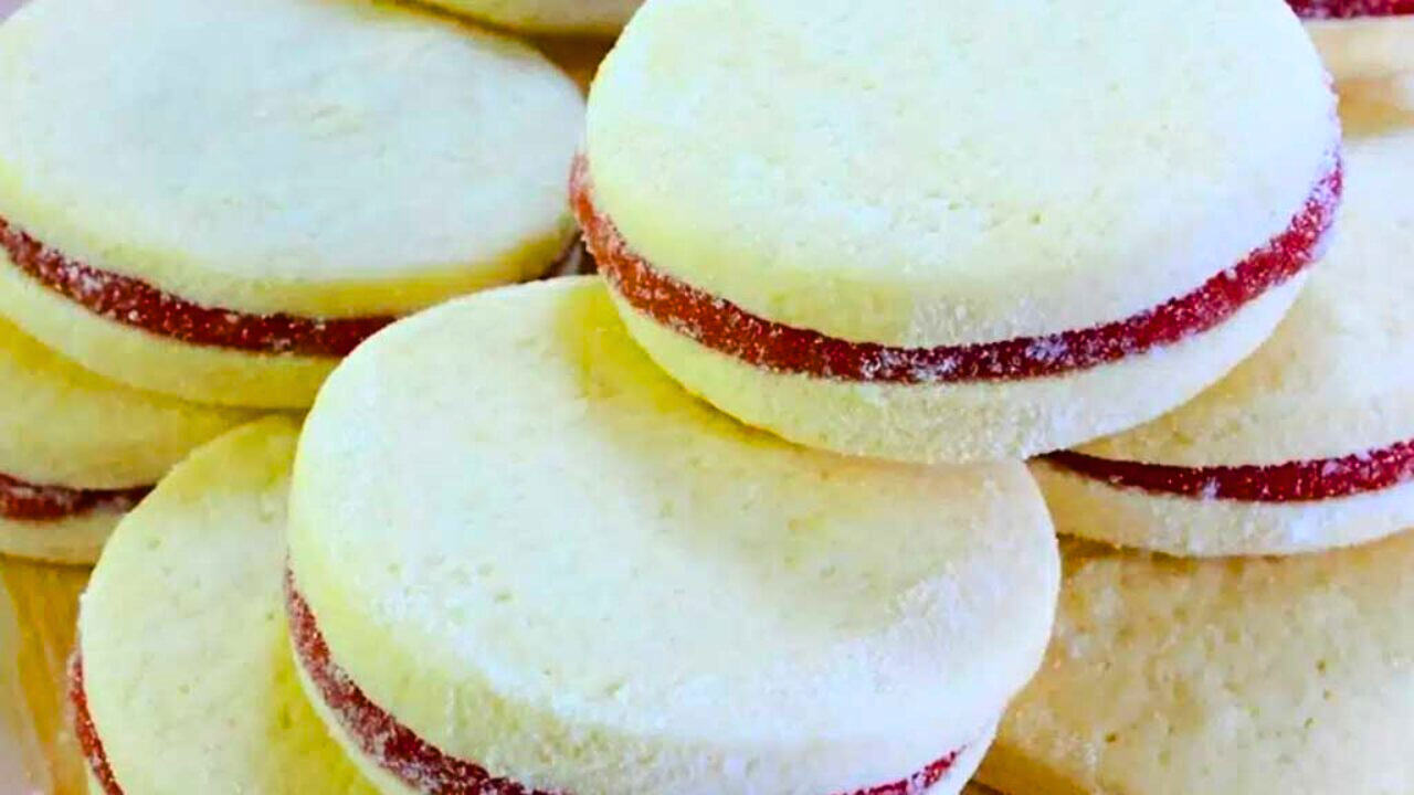 Biscoitinhos amanteigados recheados