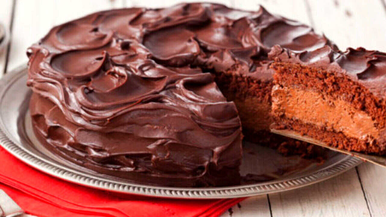 Bolo cremoso de chocomousse