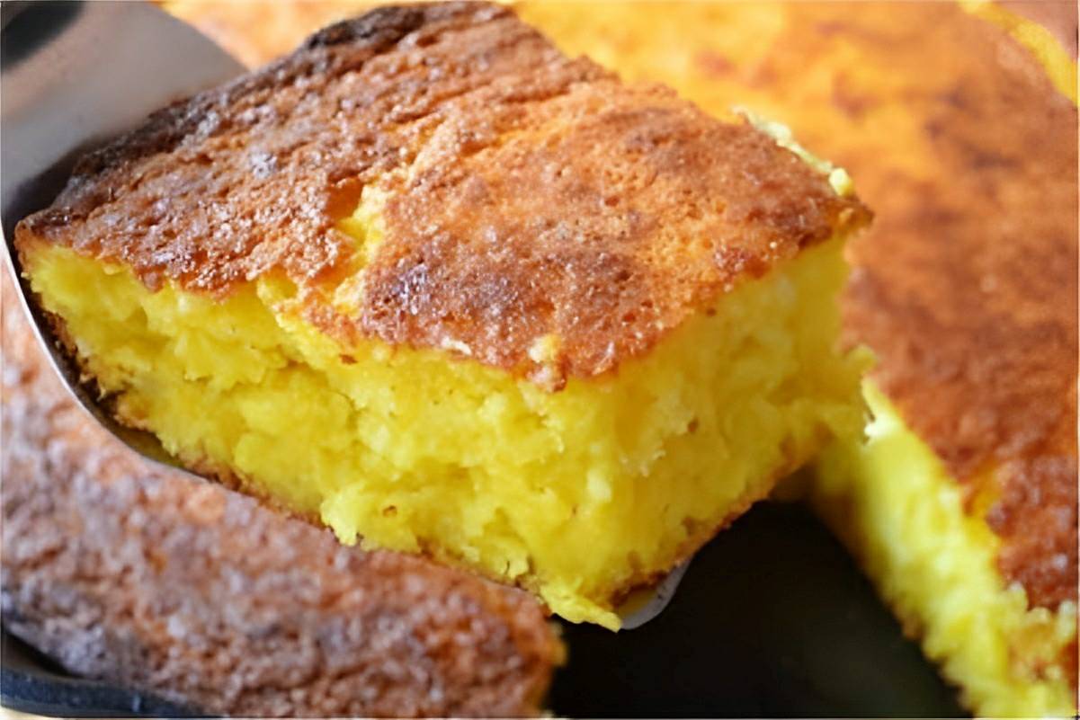 Bolo de milho de latinha com leite condensado