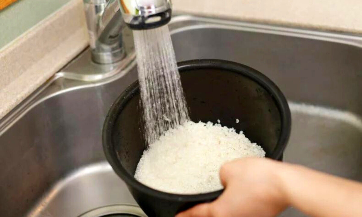 Lavar o arroz