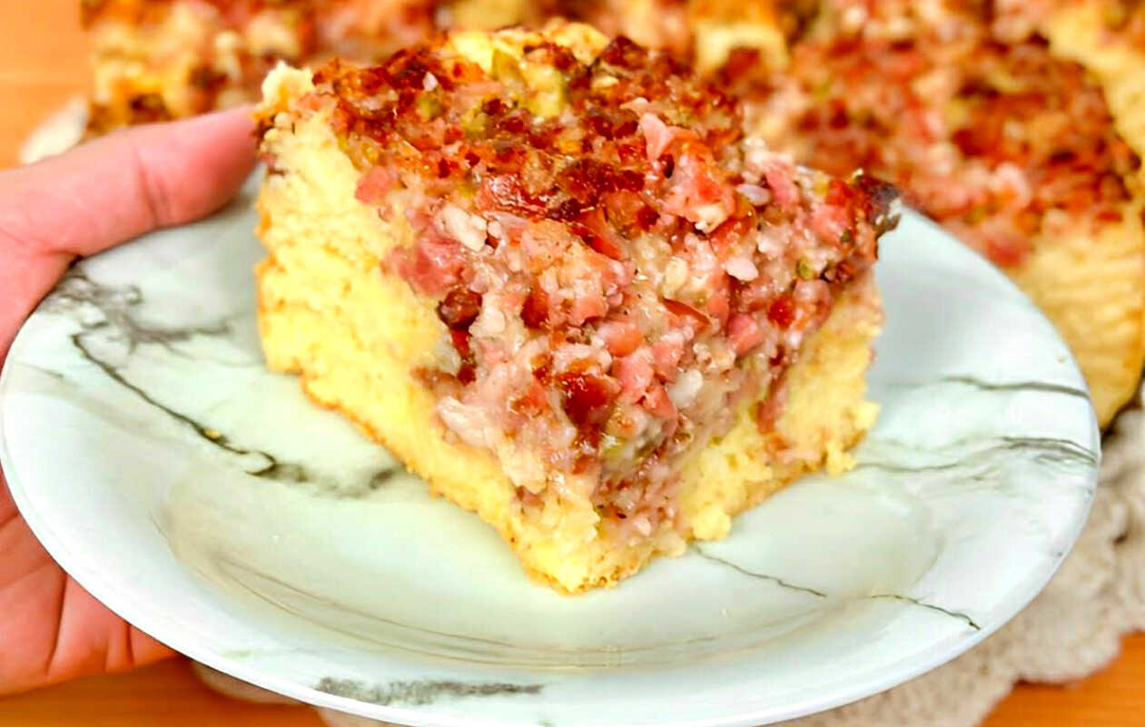 Torta de padaria de presunto e queijo
