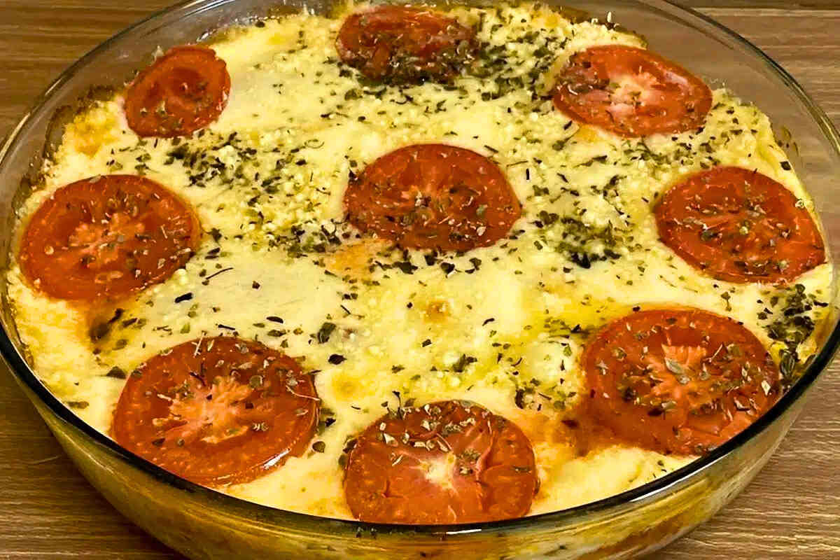 Batata gratinada com molho branco